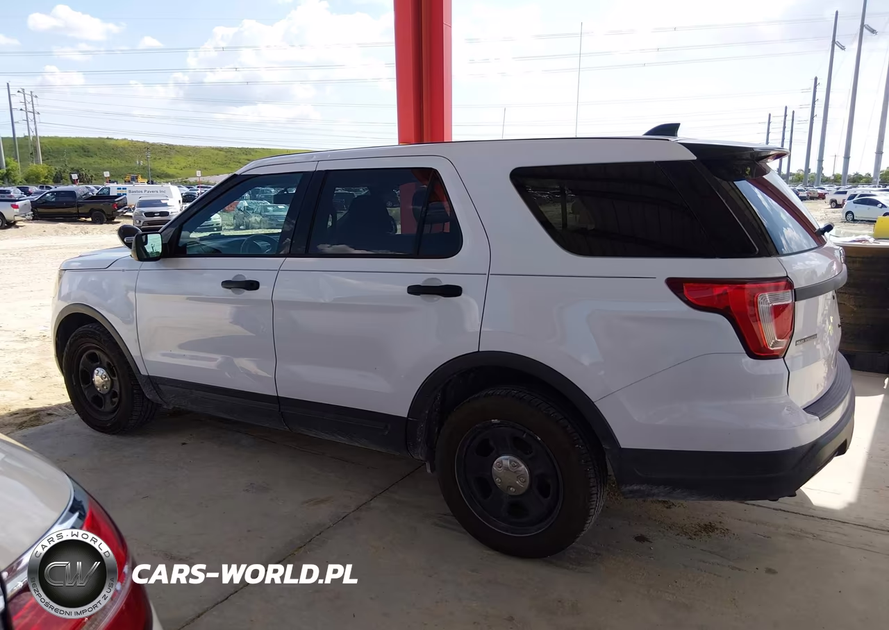 2018 Ford Police Interceptor Utility VIN:1FM5K8AR6JGC56563 - 15
