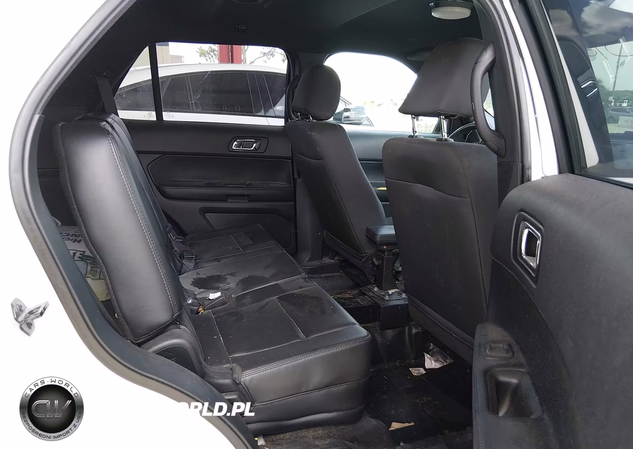 2018 Ford Police Interceptor Utility VIN:1FM5K8AR6JGC56563 - 8