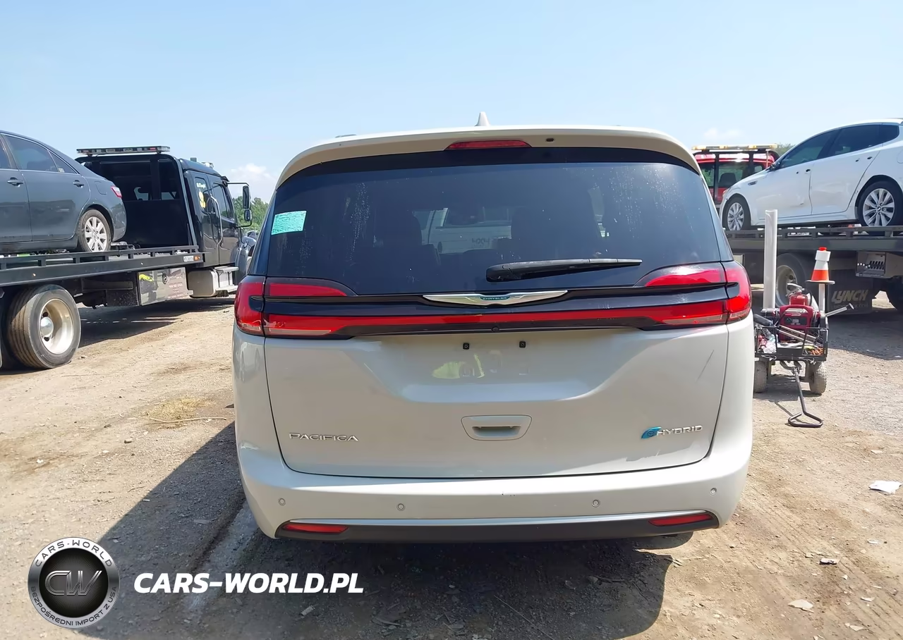 2021 Chrysler Pacifica Hybrid Pinnacle VIN:2C4RC1N77MR529323 - 16