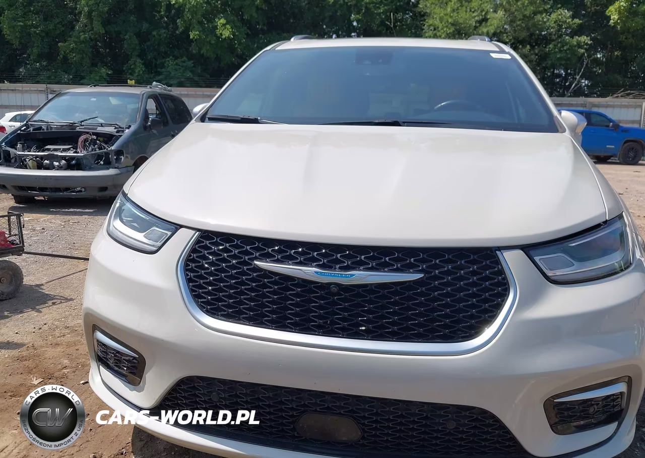 2021 Chrysler Pacifica Hybrid Pinnacle VIN:2C4RC1N77MR529323 - 6