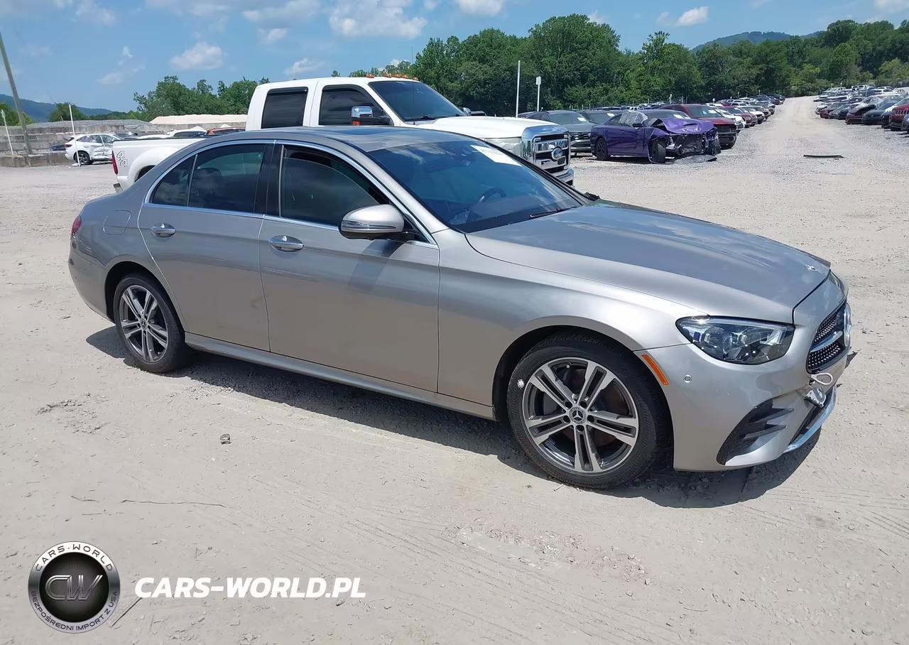 2023 Mercedes-Benz E 350 4Matic – zdjęcie 1 z 15