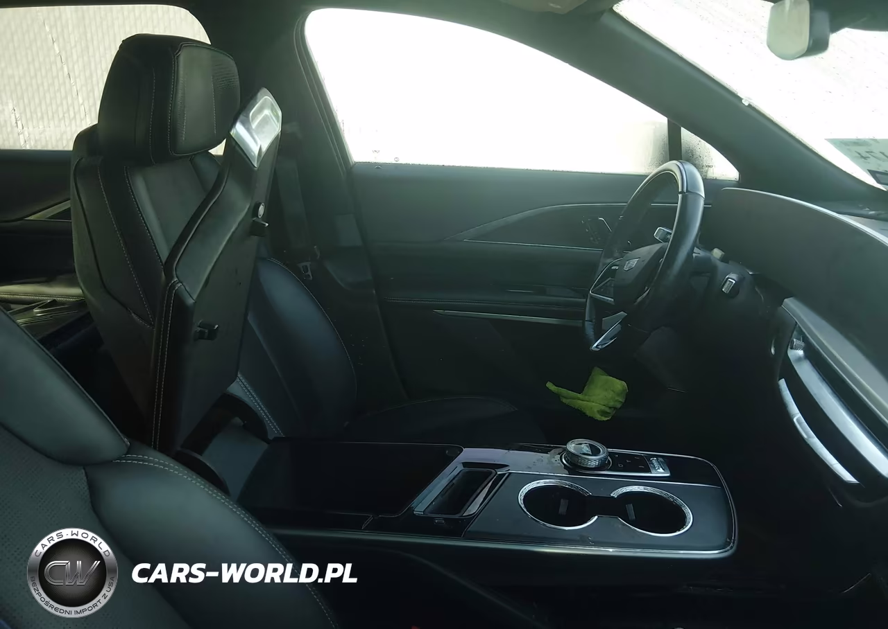 2024 Cadillac Lyriq Luxury W-1Sd VIN:1GYKPRRK9RZ113574 - 5