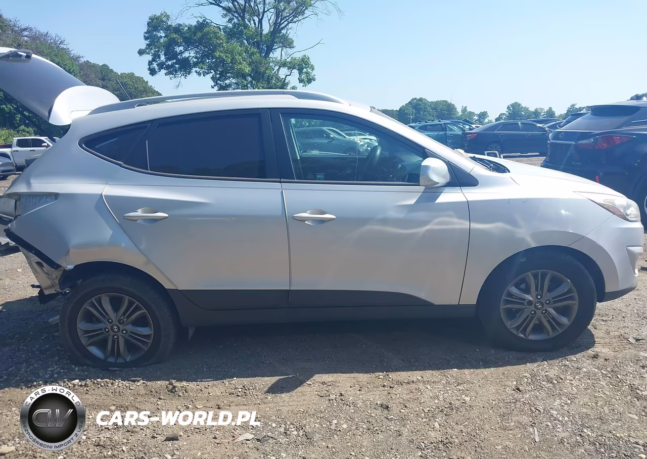 2015 Hyundai Tucson Se VIN:KM8JU3AG0FU998296 - 13