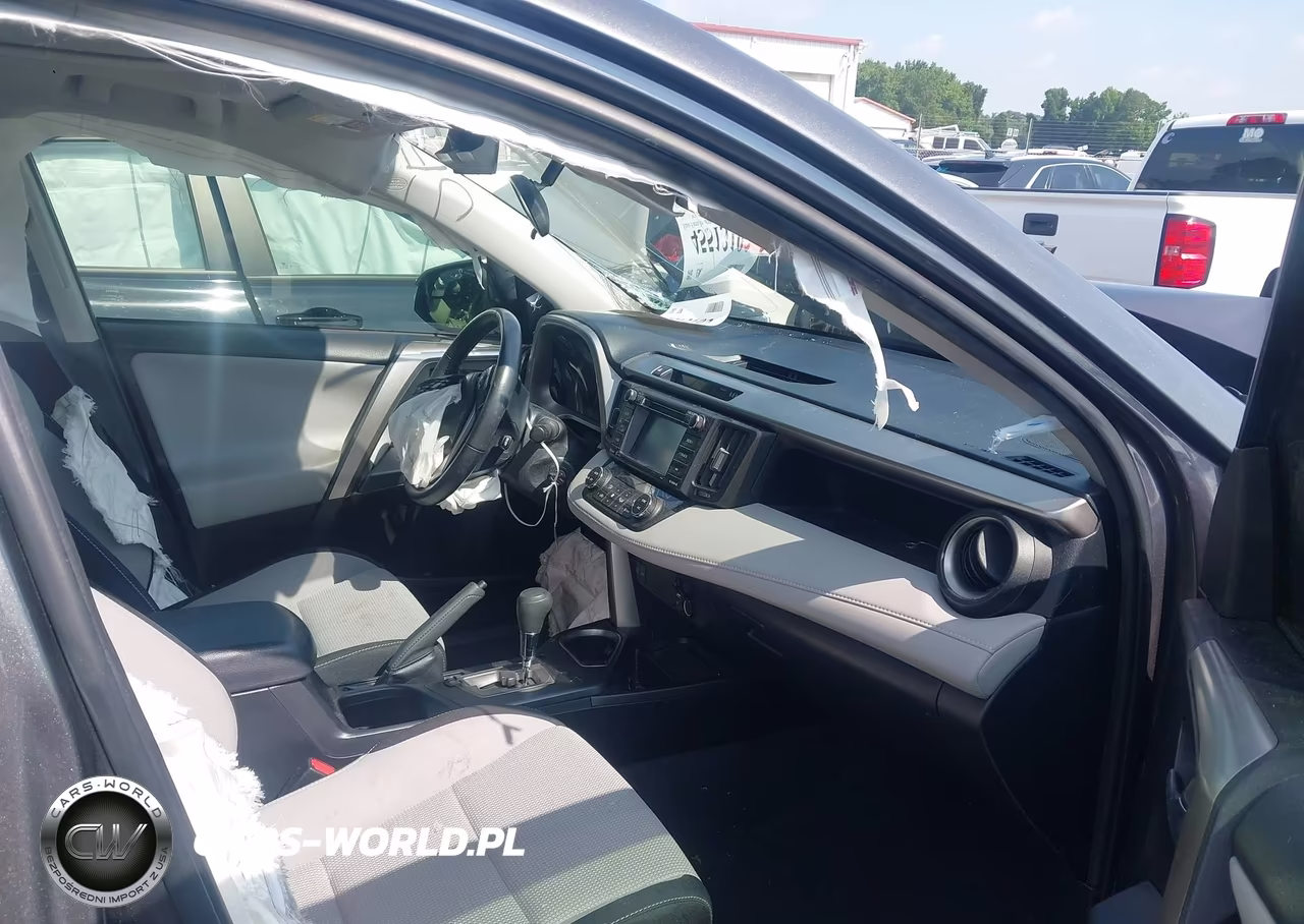 2017 Toyota Rav4 Xle VIN:JTMWFREV8HJ706382 - 5