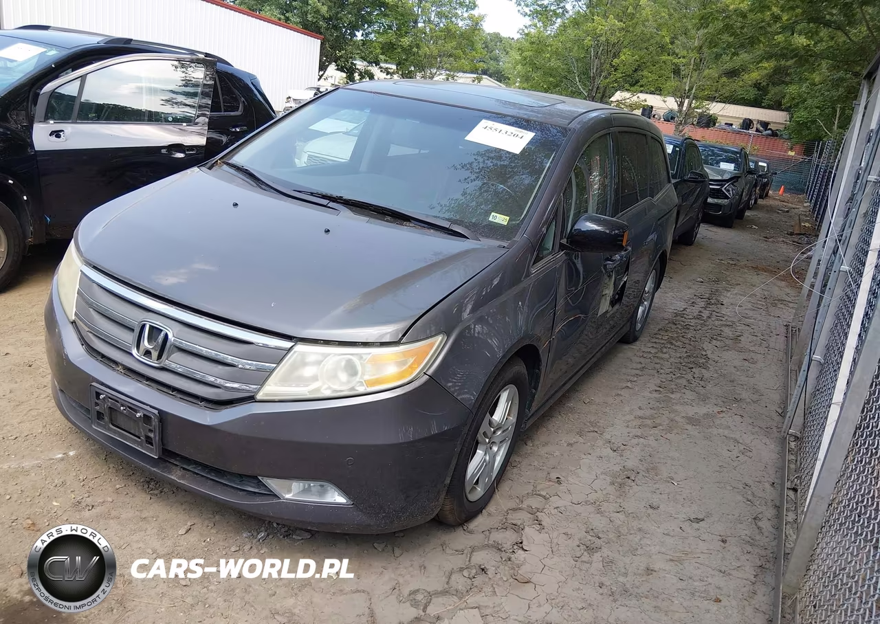 2013 Honda Odyssey Touring-Touring Elite VIN:5FNRL5H99DB011570 - 2