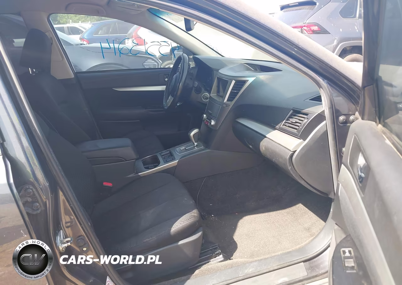 2011 Subaru Outback 2.5I Premium VIN:4S4BRBCC6B3424960 - 5