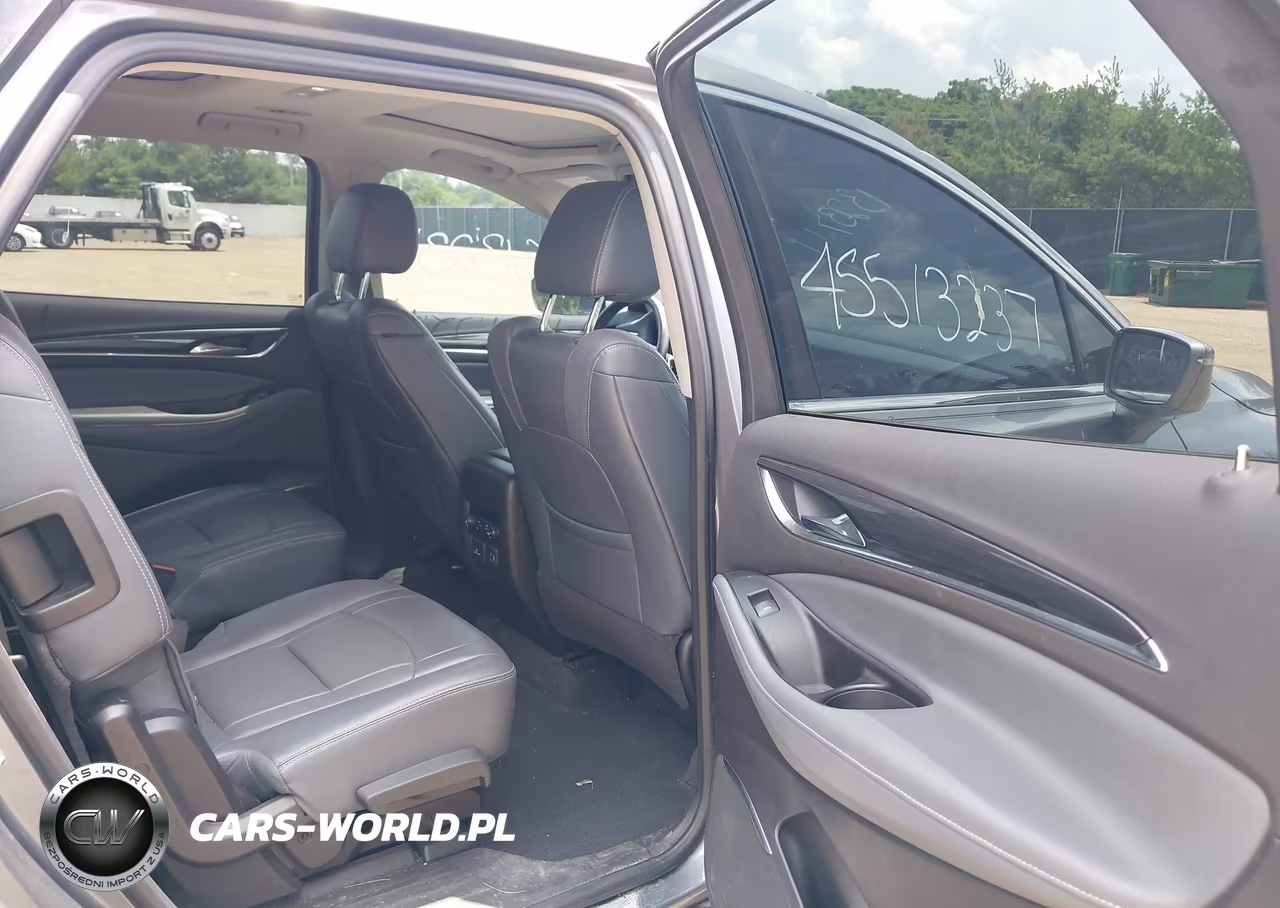 2018 Buick Enclave Premium VIN:5GAERCKW6JJ243372 - 8