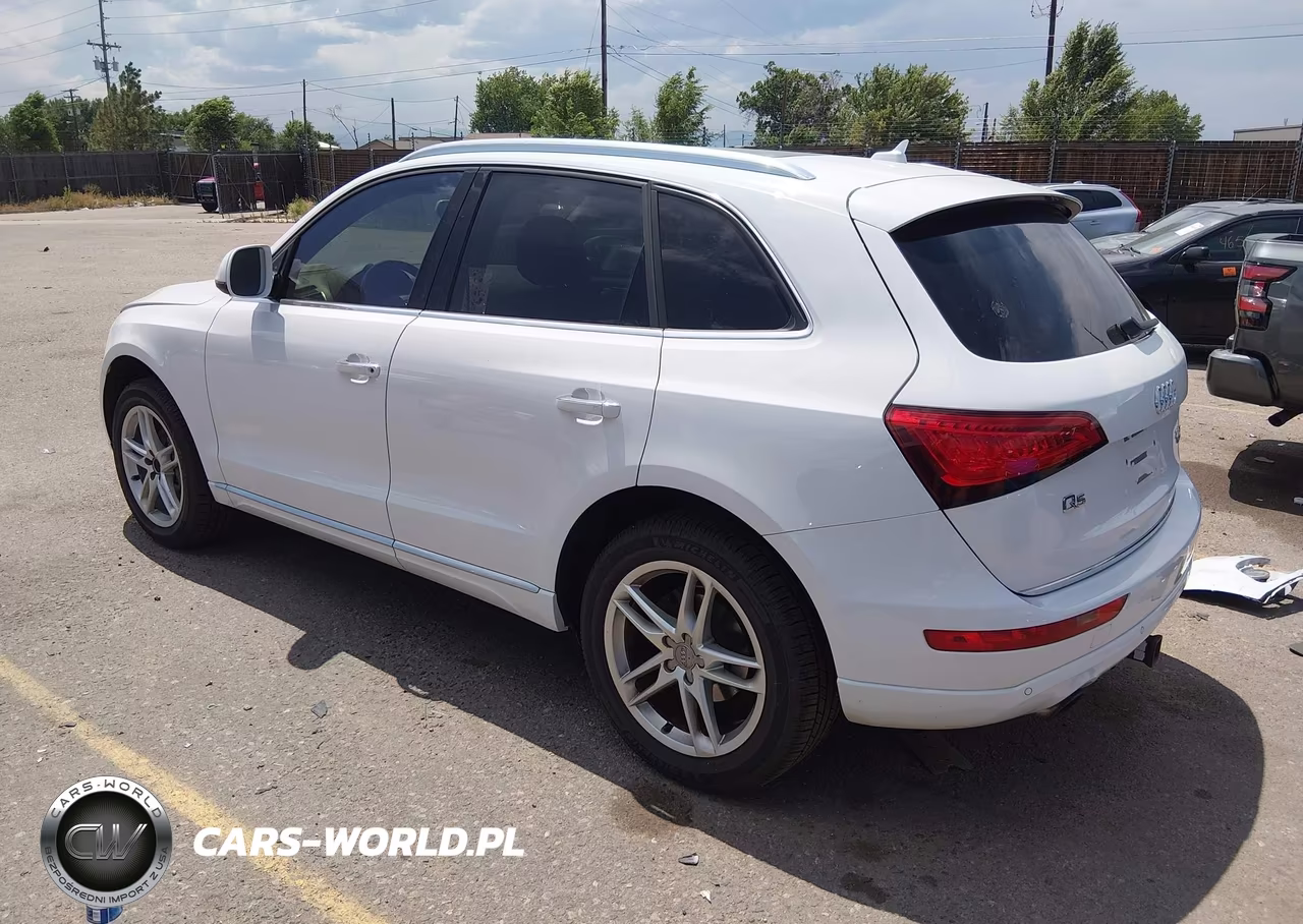 2015 Audi Q5 2.0T Premium VIN:WA1LFAFP3FA124606 - 3