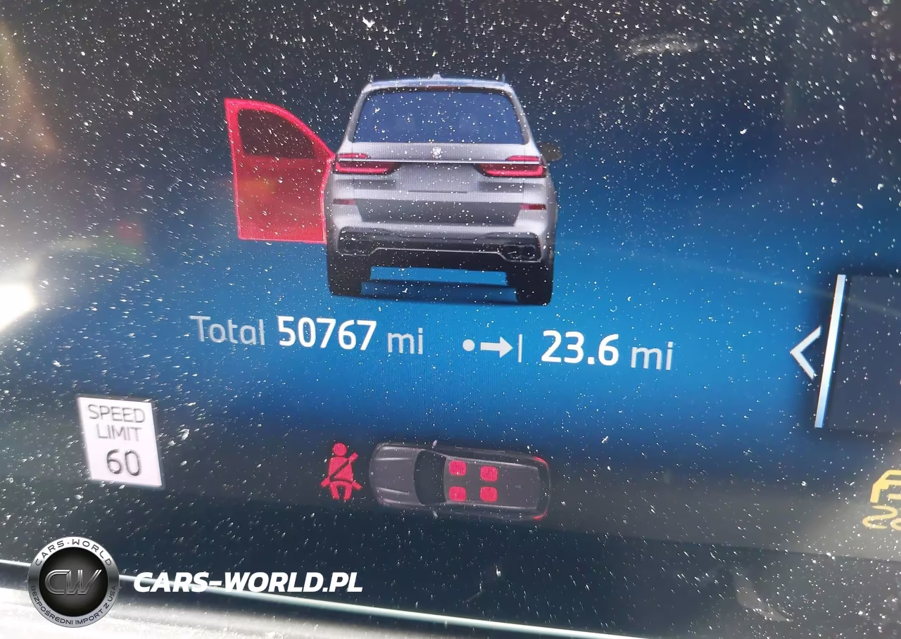 2024 BMW X7 M60I VIN:5UX33EM07R9U33964 - 15
