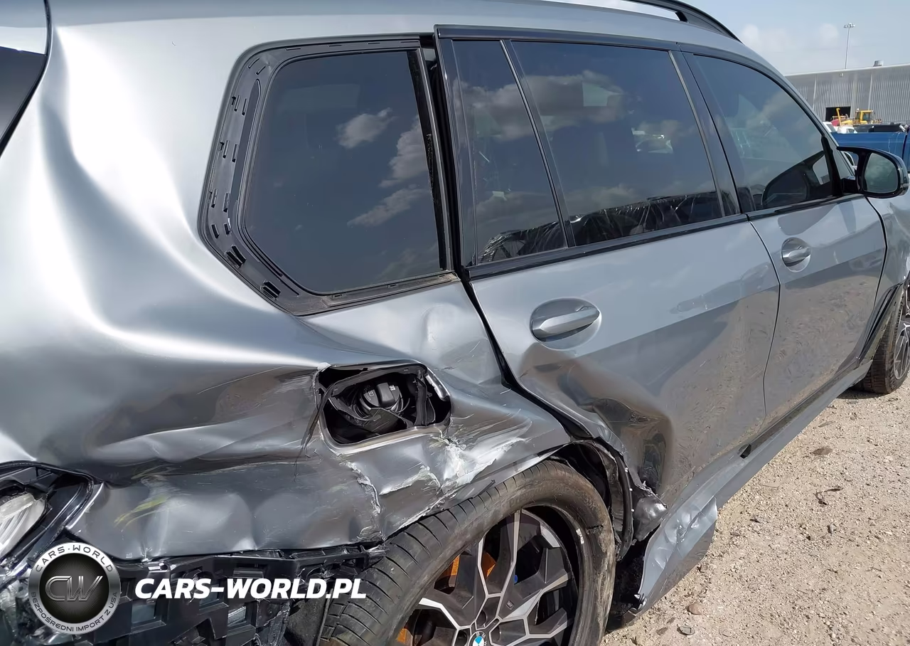 2024 BMW X7 M60I VIN:5UX33EM07R9U33964 - 17