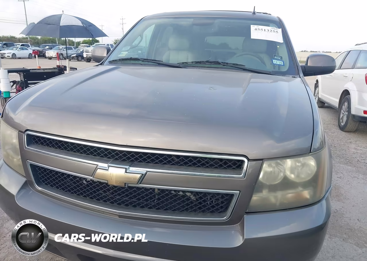 2011 Chevrolet Tahoe Lt VIN:1GNSCBE03BR233042 - 12