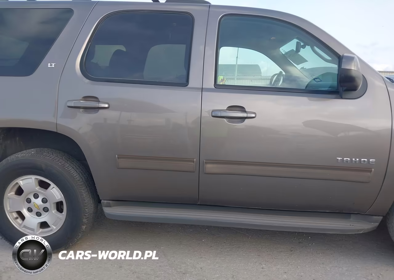 2011 Chevrolet Tahoe Lt VIN:1GNSCBE03BR233042 - 13