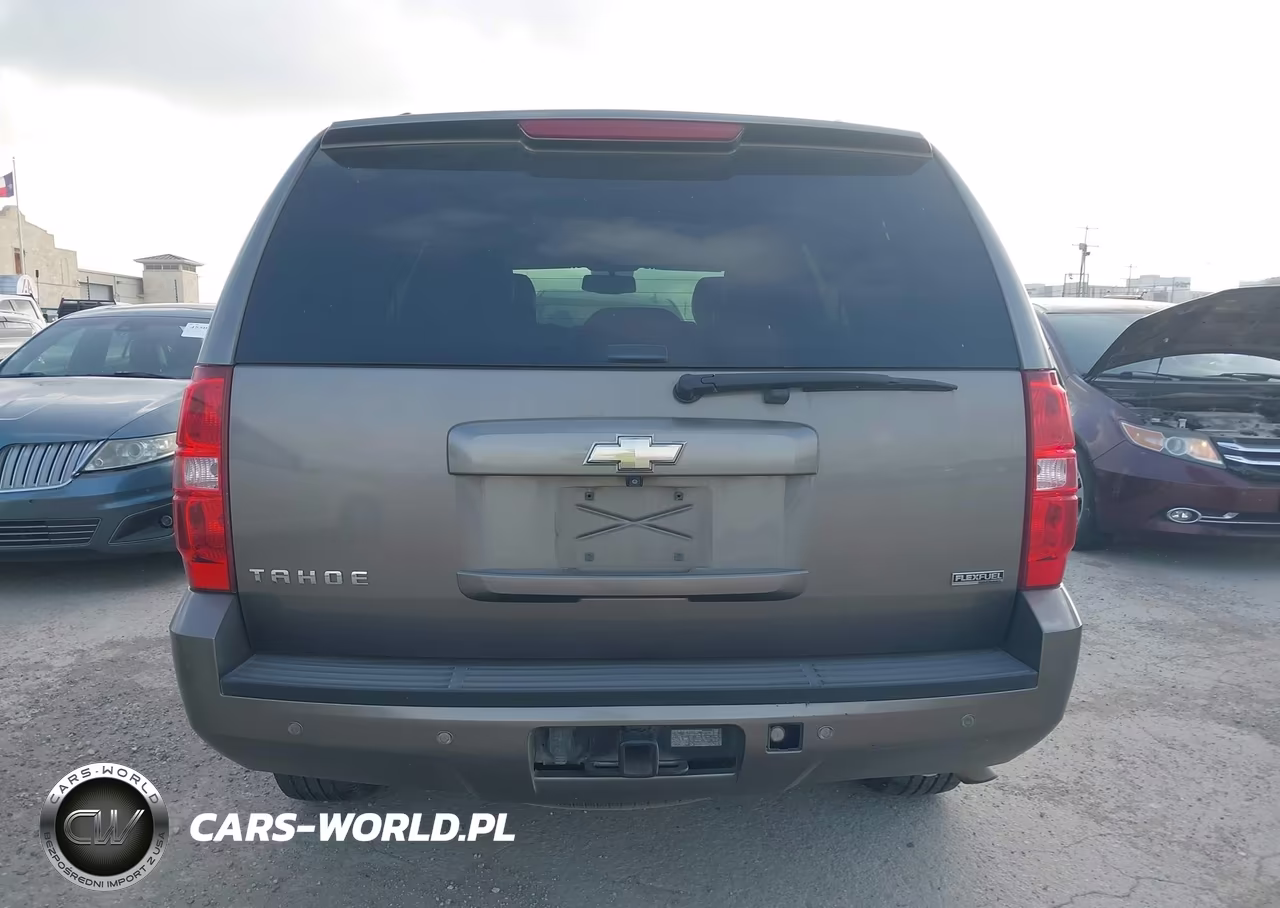 2011 Chevrolet Tahoe Lt VIN:1GNSCBE03BR233042 - 16