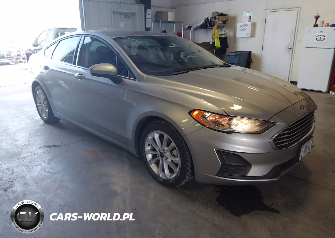 2020 Ford Fusion Hybrid Se – zdjęcie 1 z 17