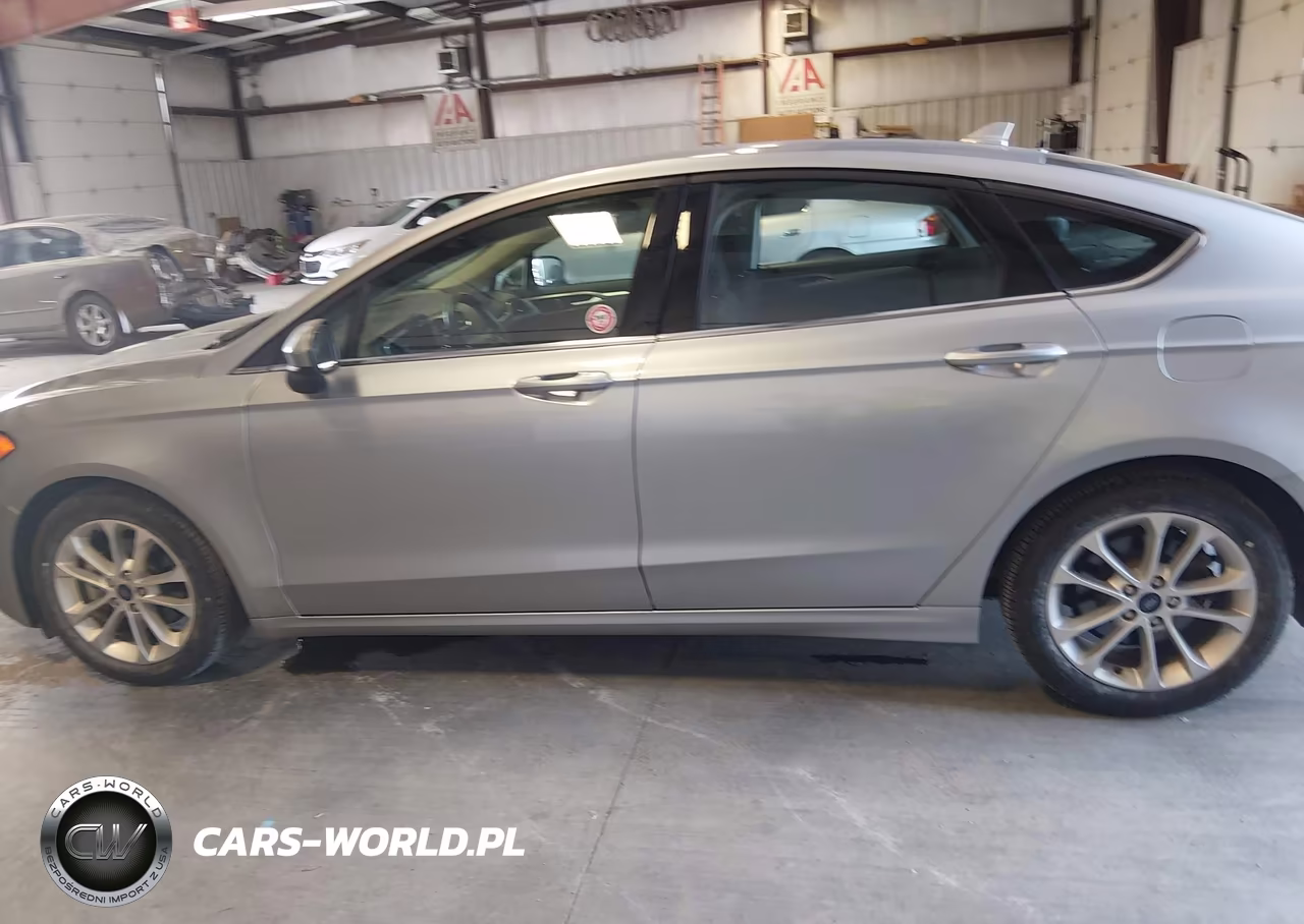 2020 Ford Fusion Hybrid Se VIN:3FA6P0LU6LR231628 - 15