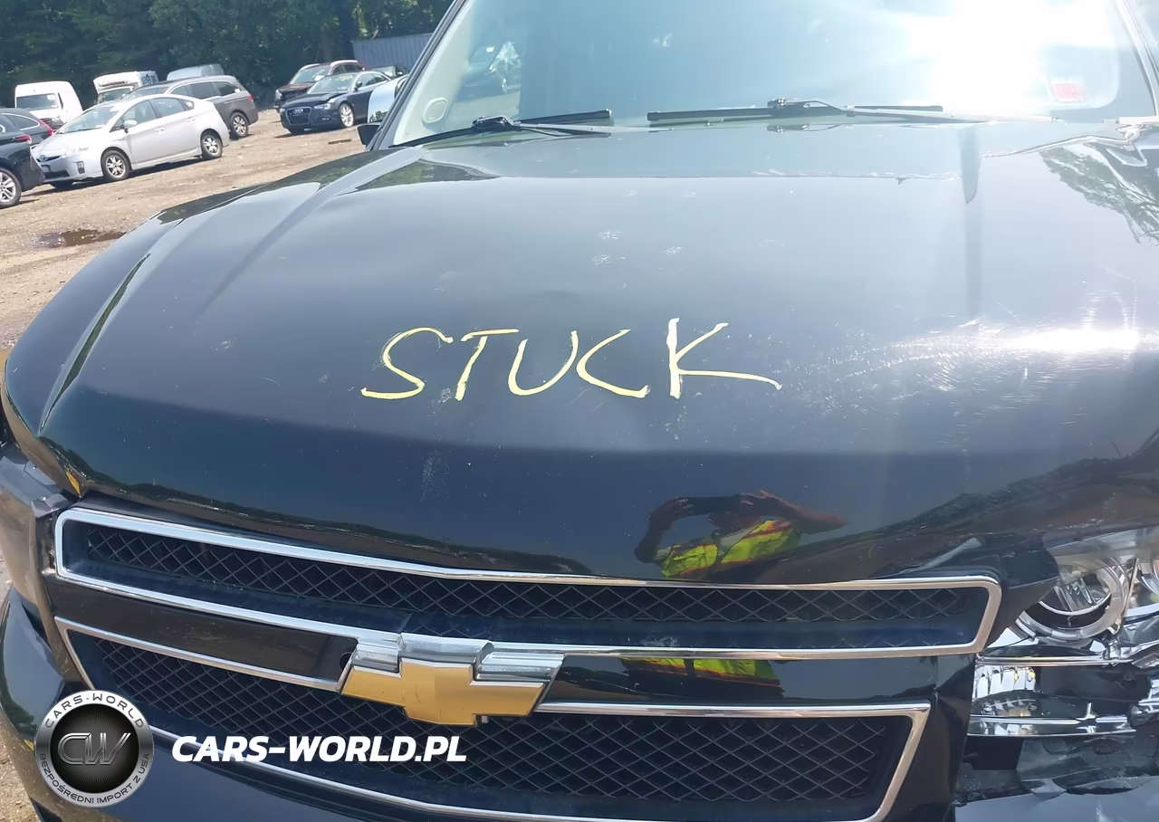 2011 Chevrolet Suburban 1500 Lt1 VIN:1GNSKJE35BR359474 - 10
