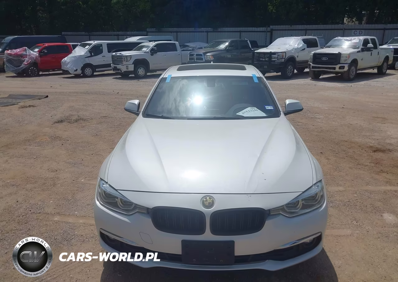 2018 BMW 330I VIN:WBA8B9C52JEE81382 - 12