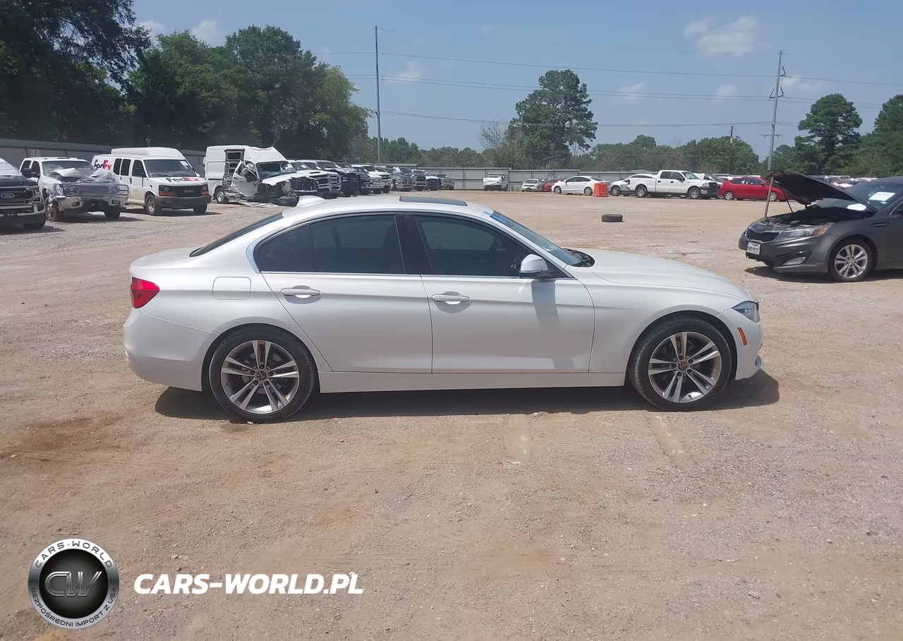 2018 BMW 330I VIN:WBA8B9C52JEE81382 - 13