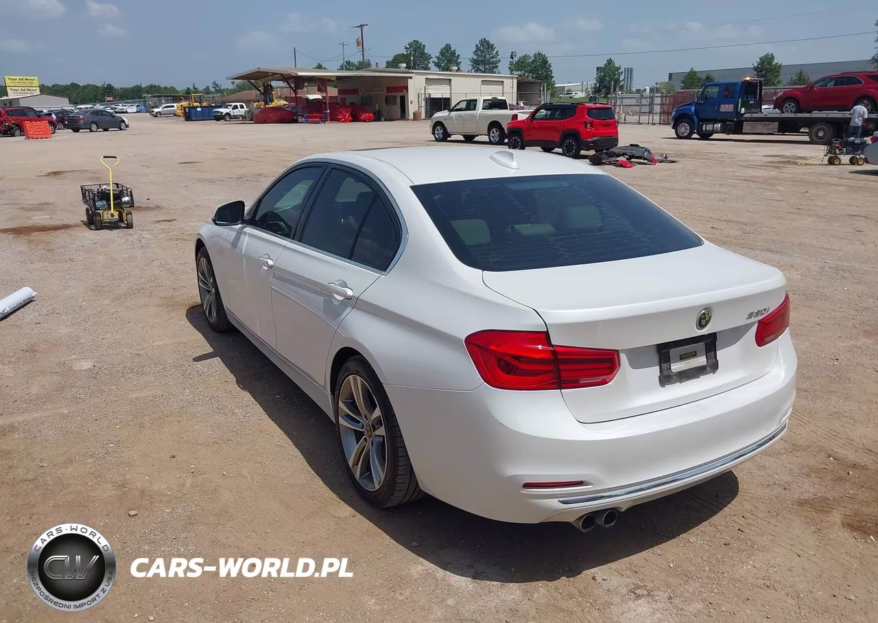 2018 BMW 330I VIN:WBA8B9C52JEE81382 - 3