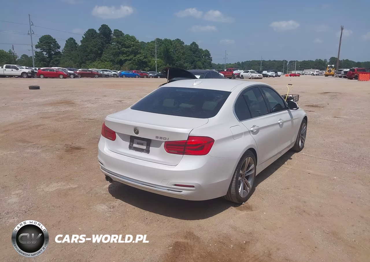 2018 BMW 330I VIN:WBA8B9C52JEE81382 - 4