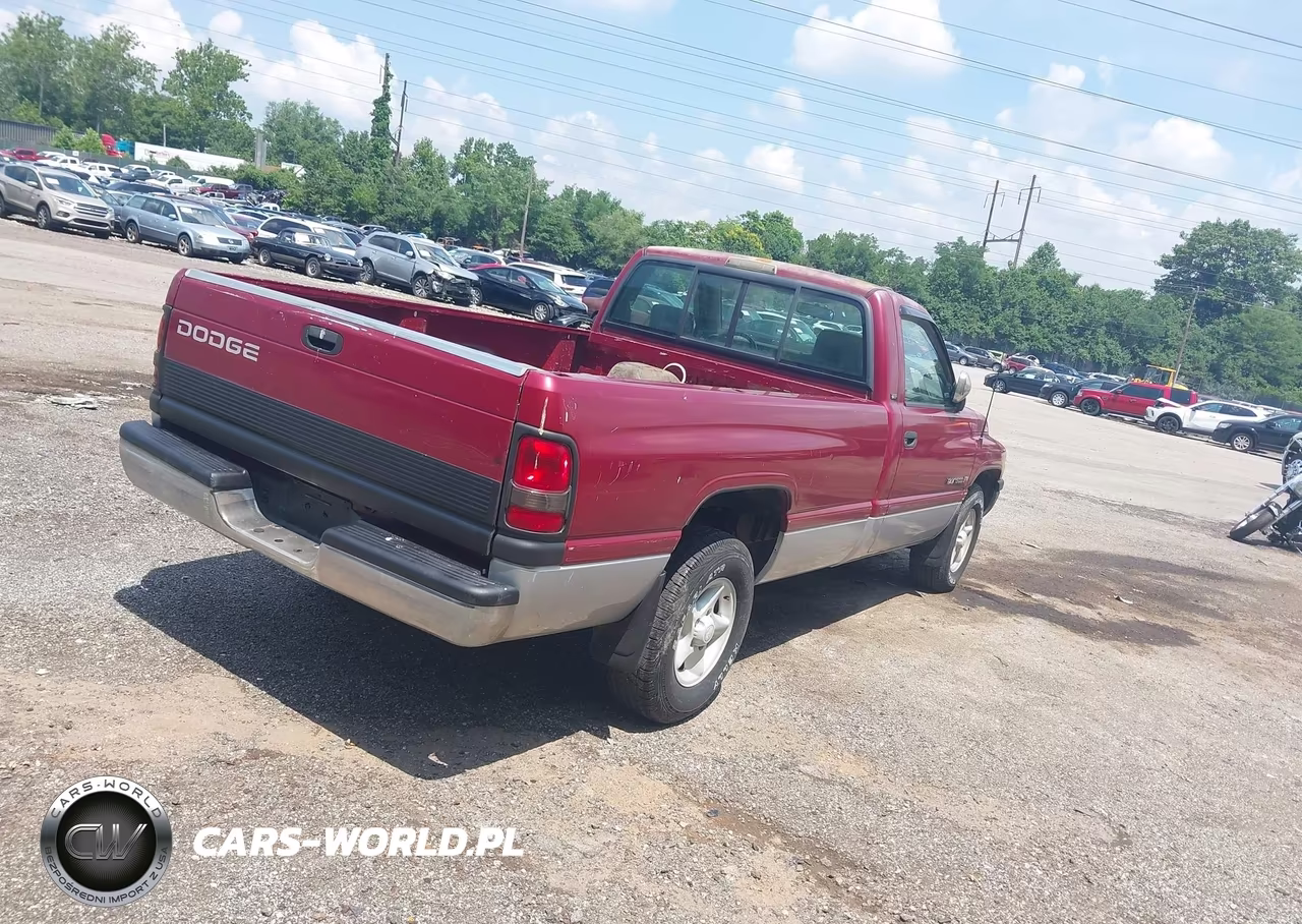 1996 Dodge Ram 1500 VIN:1B7HC16Y2TJ128123 - 4