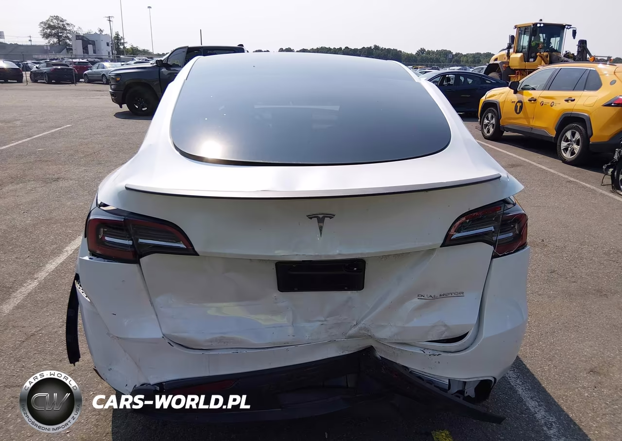 2023 Tesla Model Y Performance Dual Motor All-Wheel Drive VIN:7SAYGDEF1PF868932 - 14