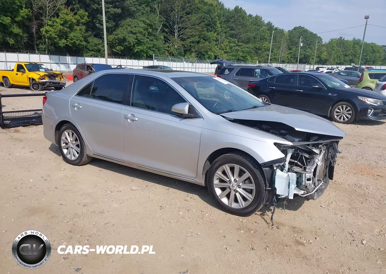 2012 Toyota Camry Xle V6 – zdjęcie 1 z 17