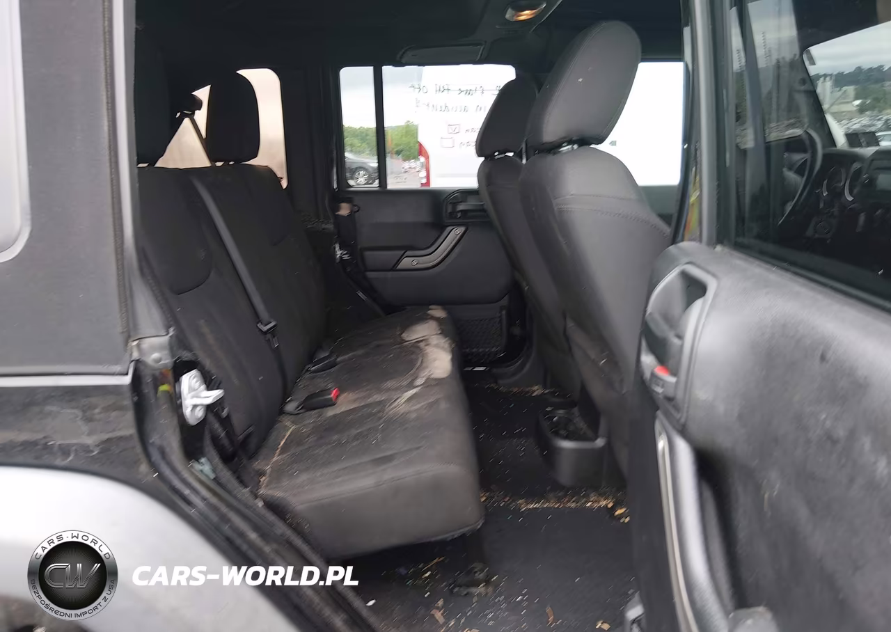 2017 Jeep Wrangler Unlimited Sport VIN:1C4BJWDG8HL512874 - 8