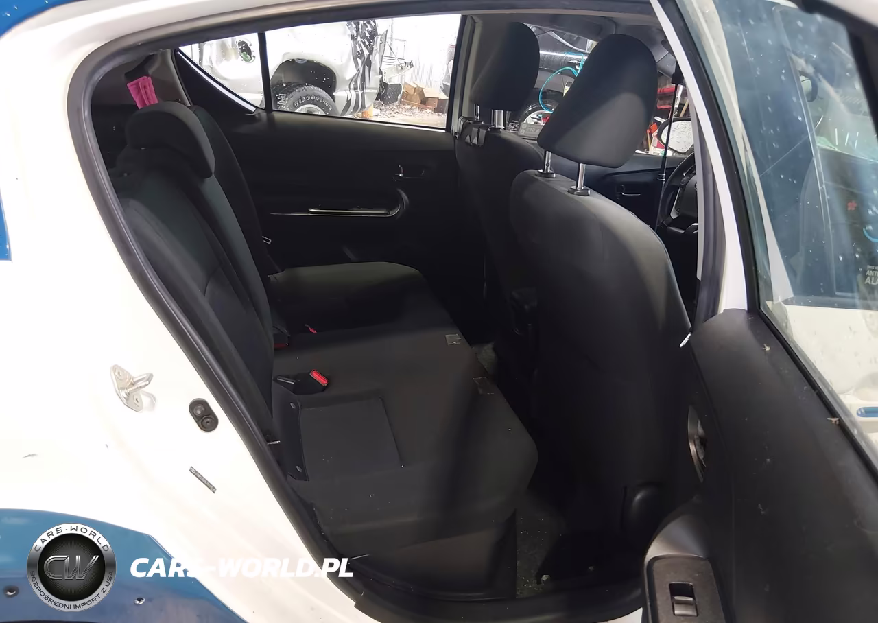 2018 Toyota Prius C Two VIN:JTDKDTB38J1613145 - 8