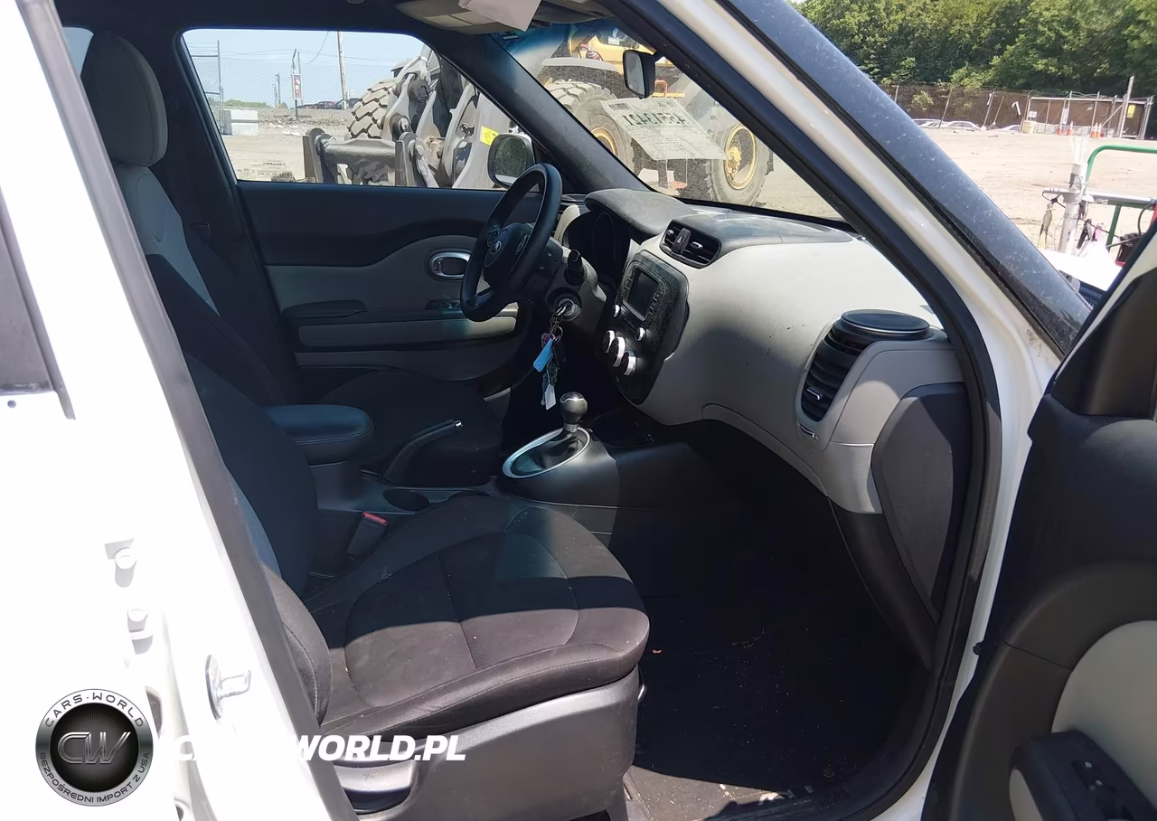 2017 Kia Soul VIN:KNDJN2A23H7493547 - 5
