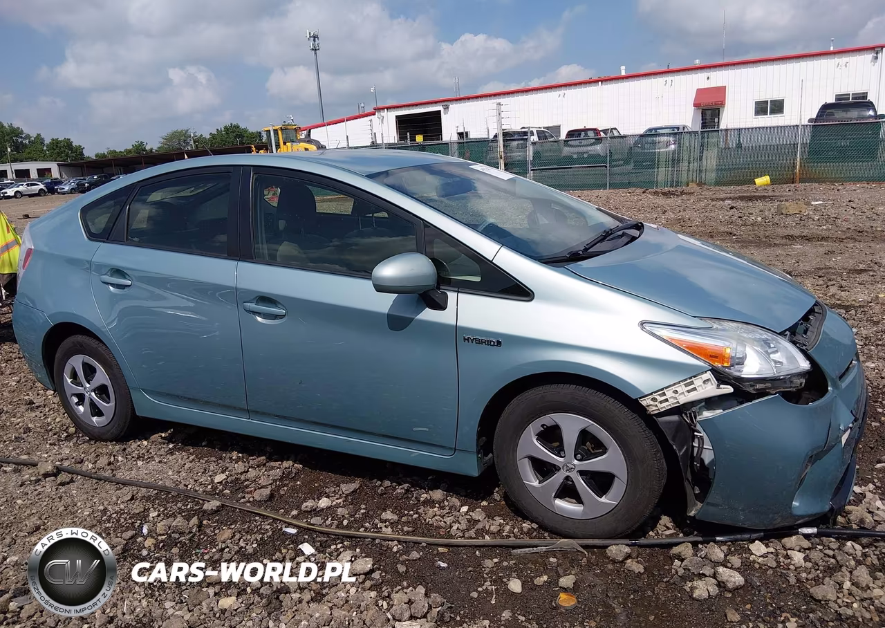 2015 Toyota Prius VIN:JTDKN3DUXF1932041 - 13