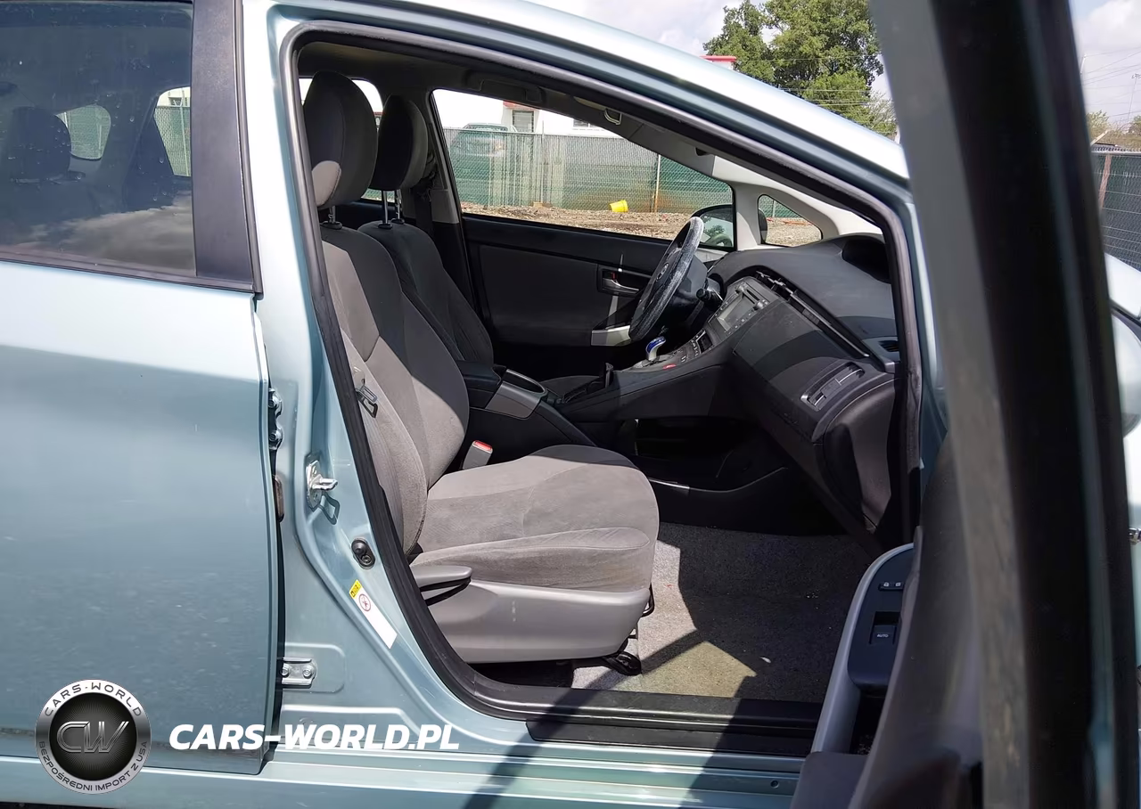 2015 Toyota Prius VIN:JTDKN3DUXF1932041 - 5