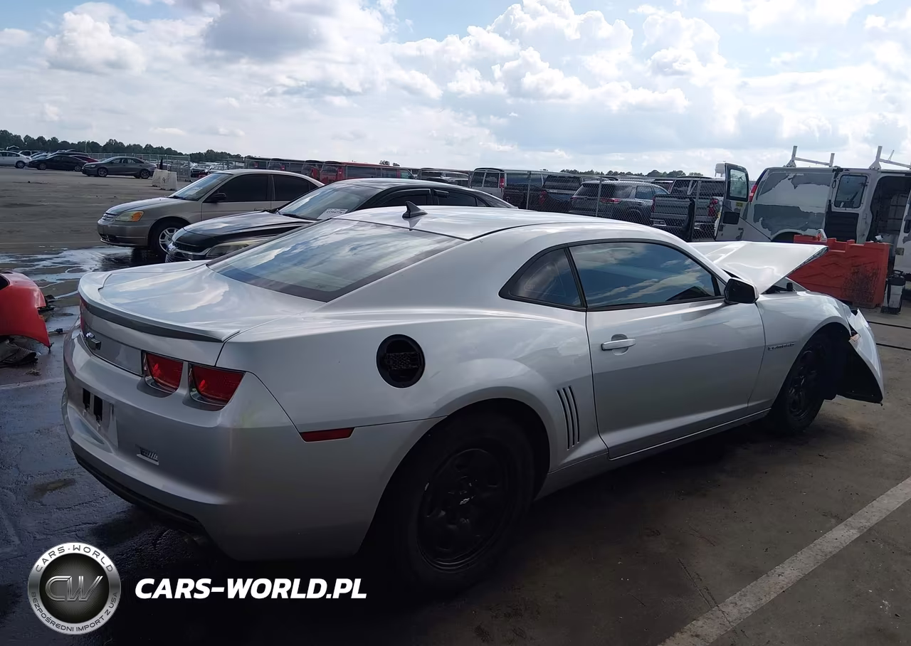2011 Chevrolet Camaro 2Ls VIN:2G1FA1ED1B9212139 - 4