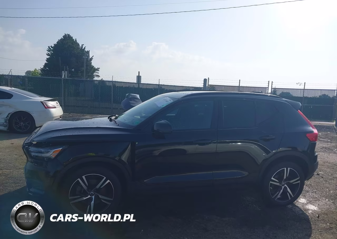 2021 Volvo Xc40 T5 R-Design VIN:YV4162UM3M2430687 - 14