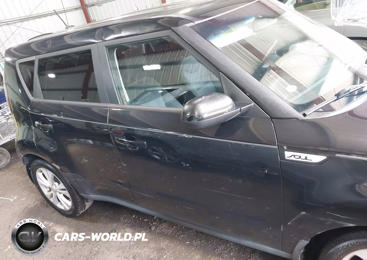 2015 Kia Soul + VIN:KNDJP3A53F7131757 - 13