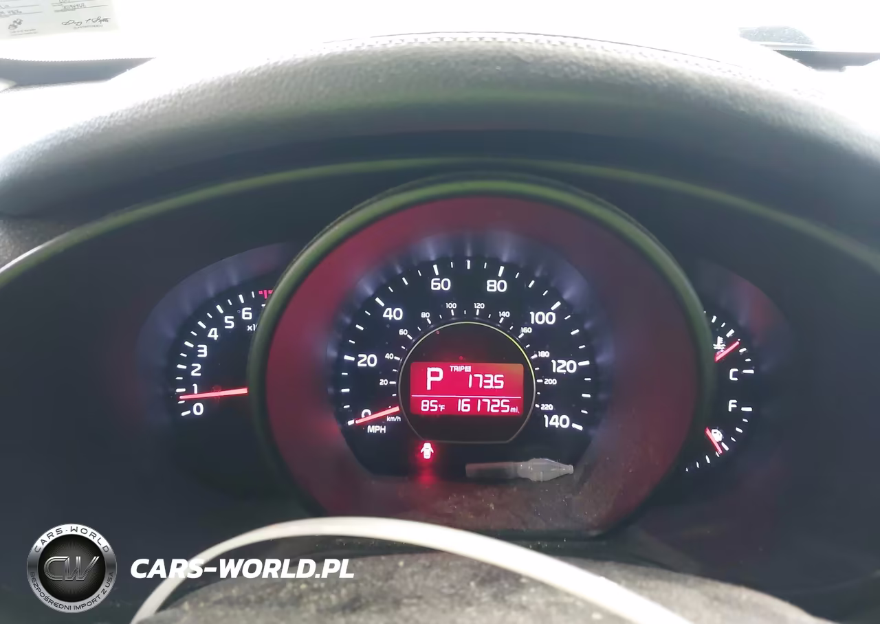 2015 Kia Soul + VIN:KNDJP3A53F7131757 - 7