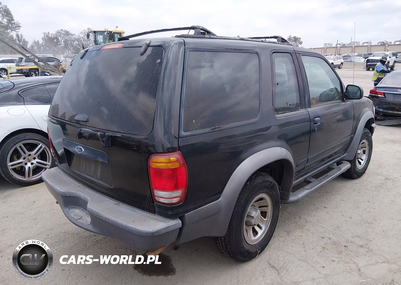 1999 Ford Explorer Sport VIN:1FMYU22X5XUA22426 - 4