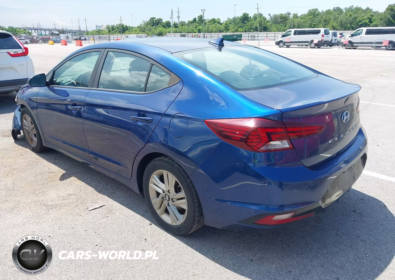 2019 Hyundai Elantra Sel VIN:5NPD84LF3KH430984 - 3