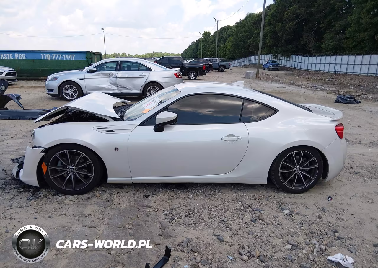 2017 Toyota 86 VIN:JF1ZNAA16H8703322 - 14