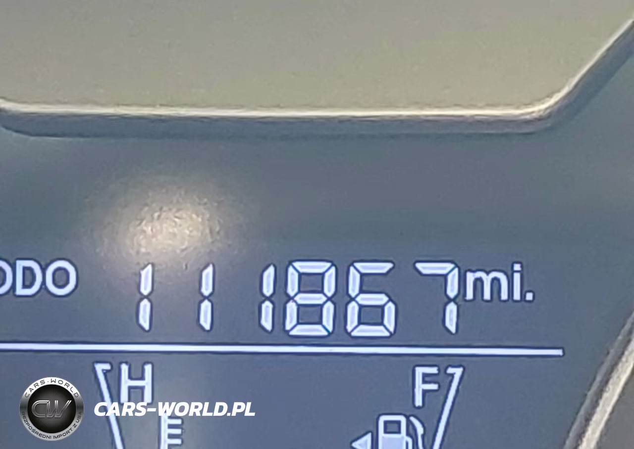 2016 Hyundai Veloster VIN:KMHTC6AD7GU250164 - 15