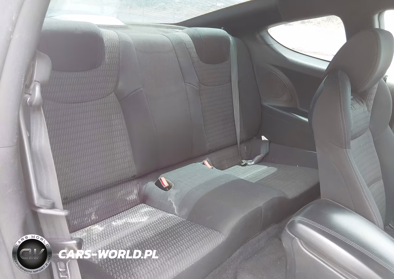 2015 Hyundai Genesis VIN:KMHHU6KJ0FU122757 - 8