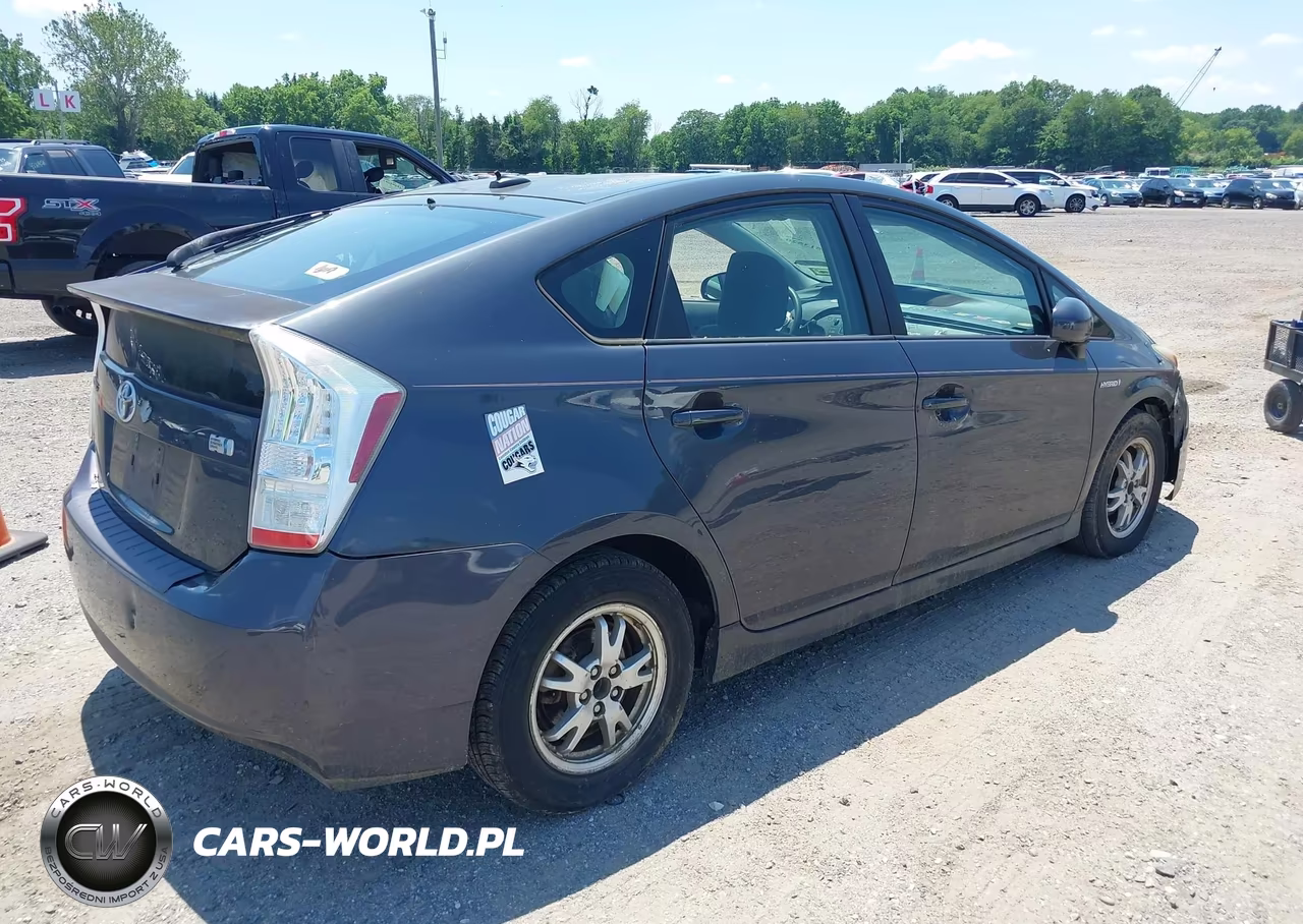 2010 Toyota Prius Iii VIN:JTDKN3DUXA1086423 - 4