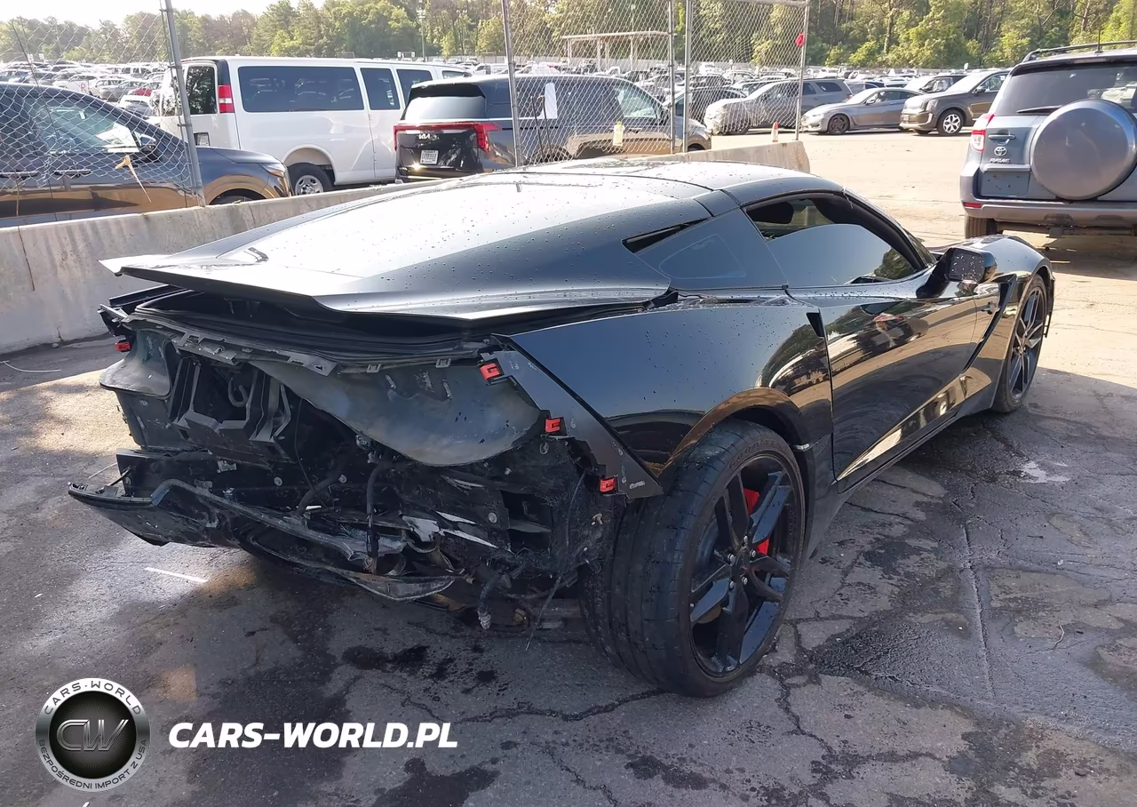2017 Chevrolet Corvette Stingray VIN:1G1YB2D70H5113664 - 4