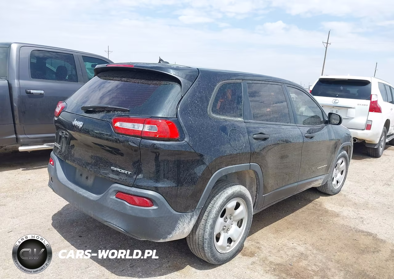 2015 Jeep Cherokee Sport VIN:1C4PJLAB7FW762437 - 4
