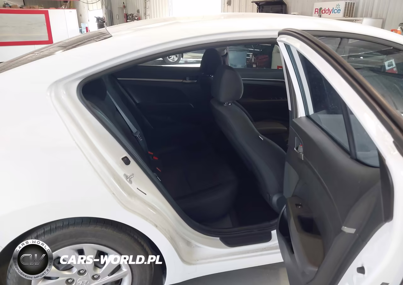 2020 Hyundai Elantra Se VIN:5NPD74LF5LH610195 - 7