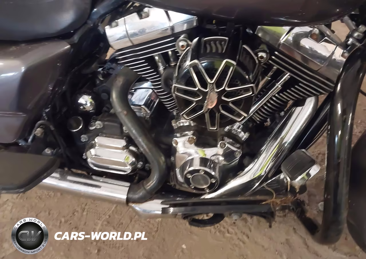 2014 Harley-Davidson Flhx Street Glide VIN:1HD1KBM16EB693793 - 8