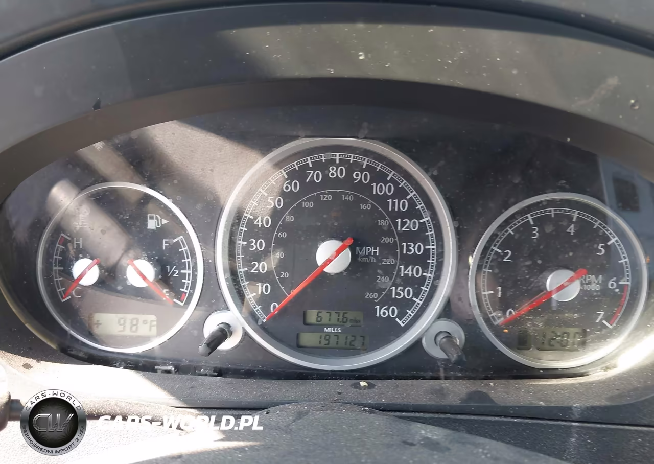 2007 Chrysler Crossfire Limited VIN:1C3LN69L77X070700 - 7