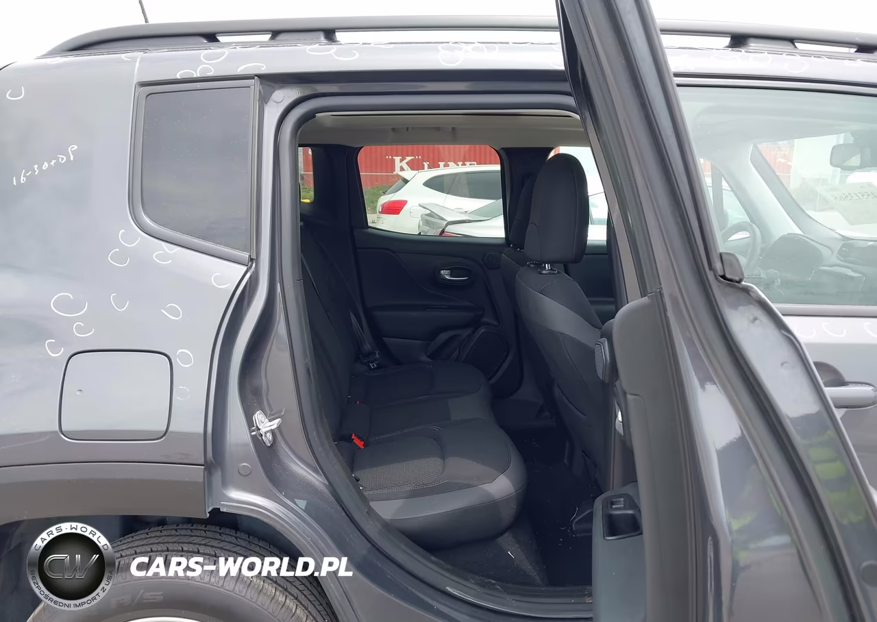 2023 Jeep Renegade Latitude 4X4 VIN:ZACNJDB18PPP42633 - 8