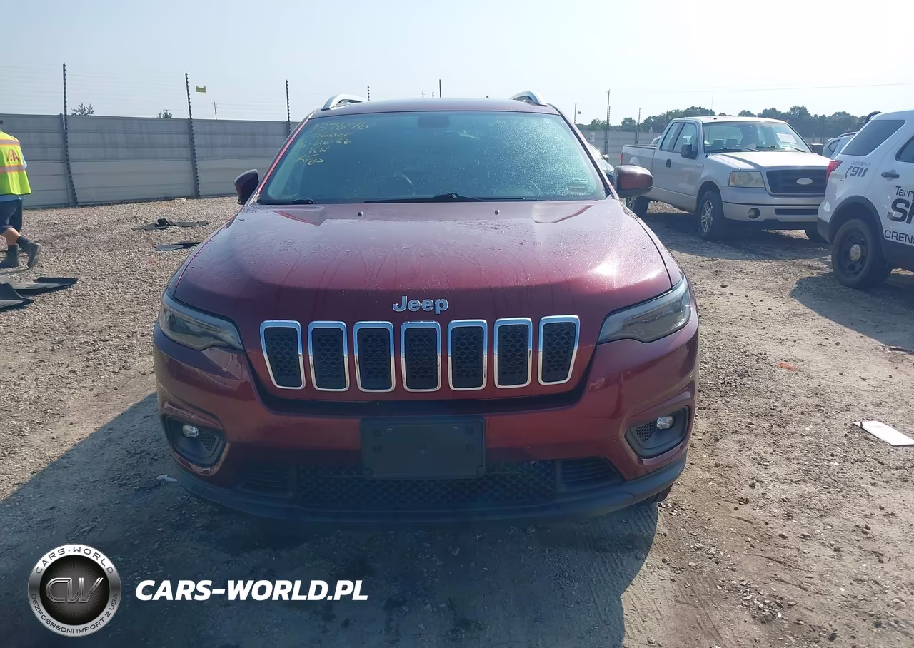 2019 Jeep Cherokee Latitude Plus 4X4 VIN:1C4PJMLX3KD120964 - 12