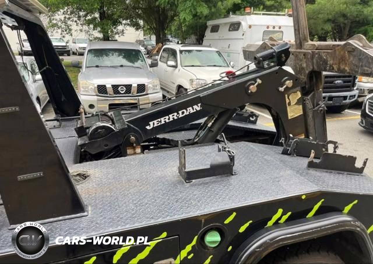 2017 Ford F-450 Chassis Xlt VIN:1FDUF4GT0HDA04847 - 13